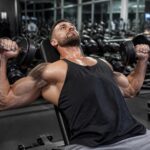 découvrez des techniques efficaces pour développer vos pectoraux courts et améliorer la forme de votre poitrine grâce à des exercices ciblés et des conseils adaptés.